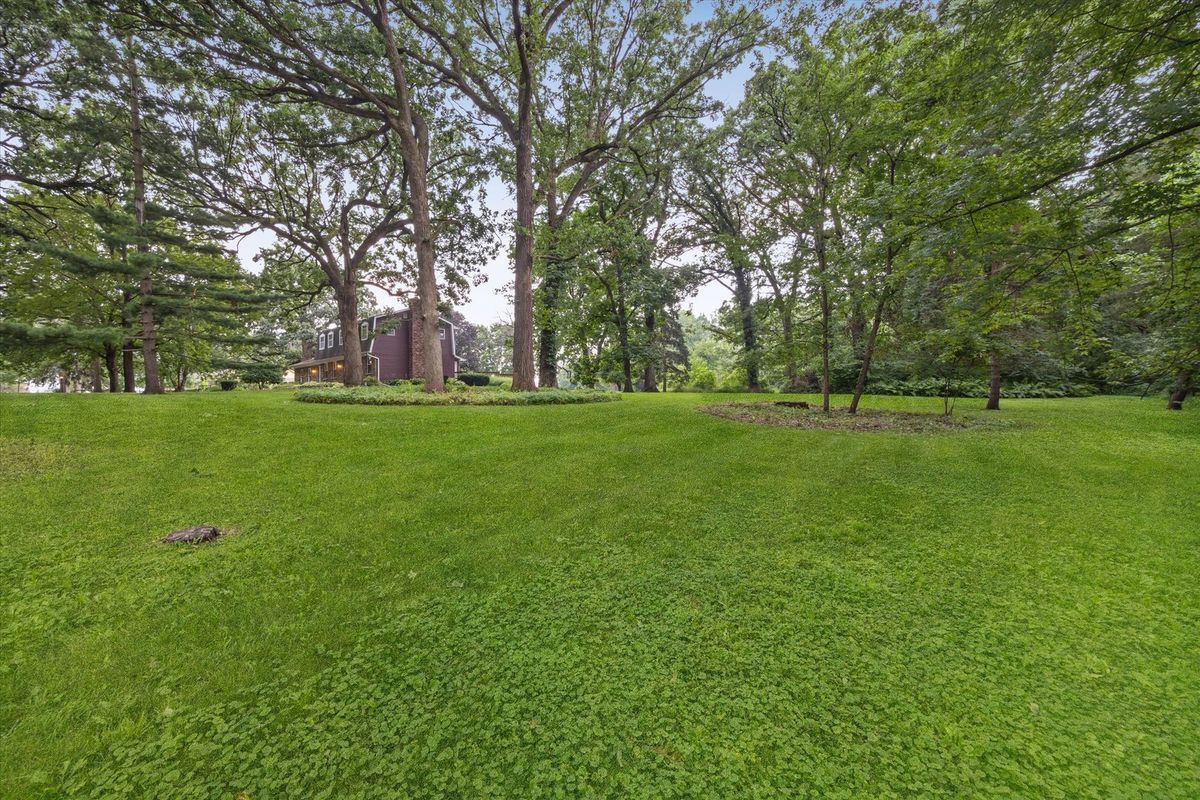 2s730 White Oak Ln, Batavia, IL 60510 — photo 4