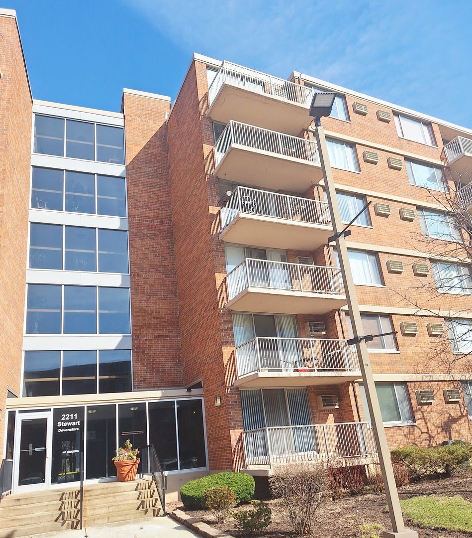 2211 S Stewart Ave #4A, Lombard, IL 60148 — photo 2