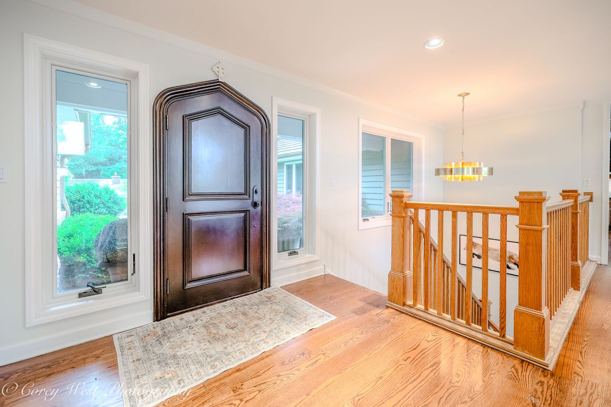39w944 Deer Run Dr, St. Charles, IL 60175 — photo 7