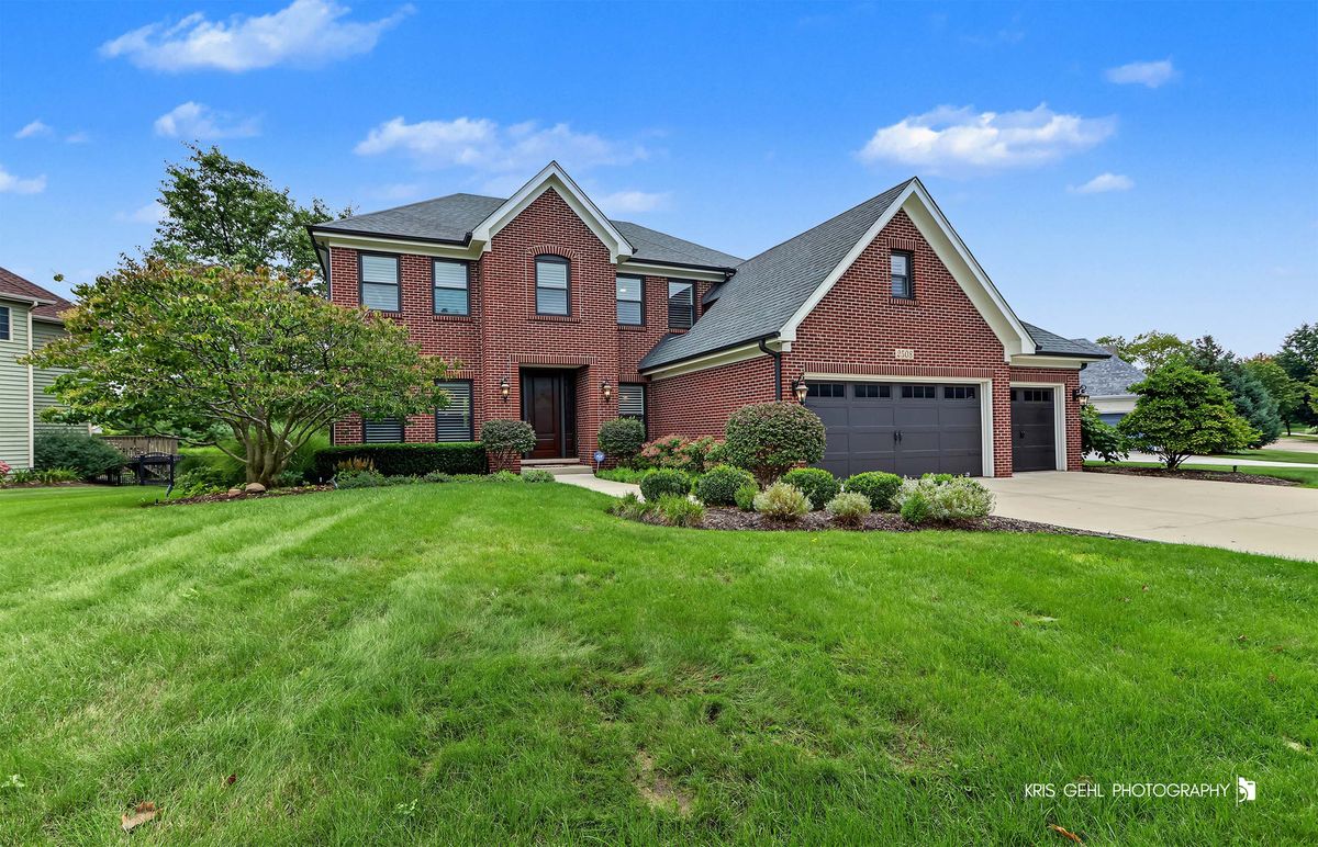 2508 Stonehenge Dr, Aurora, IL 60502 — photo 2