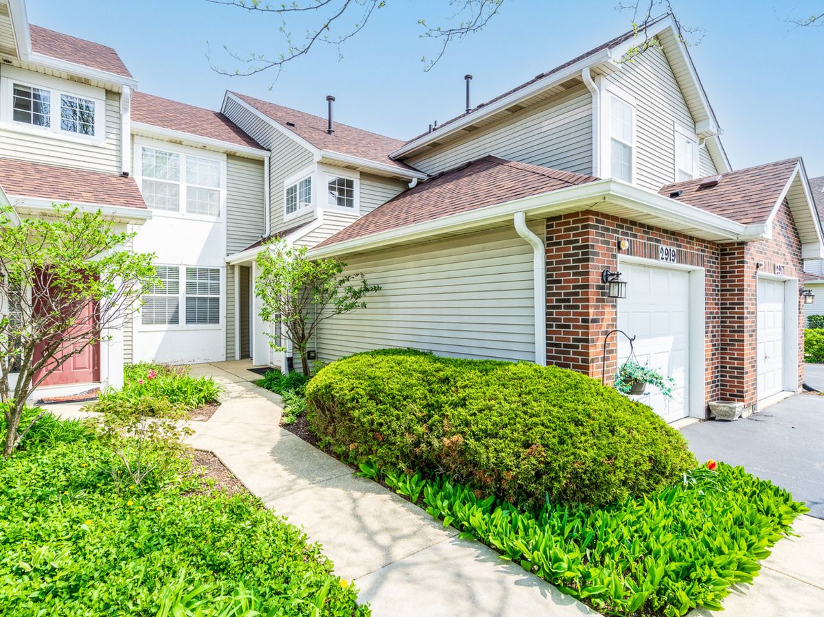 2917 Stockton Ct #2917, Naperville, IL 60564