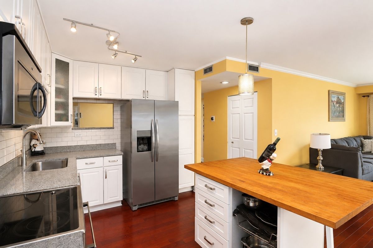1103 N Mill St #104, Naperville, IL 60563 — photo 8