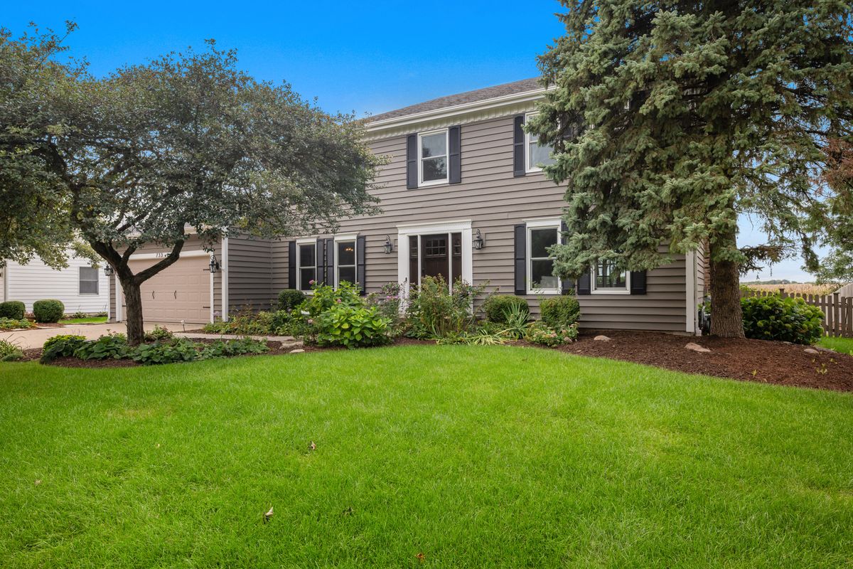 733 Millview Dr, Batavia, IL 60510 — photo 3
