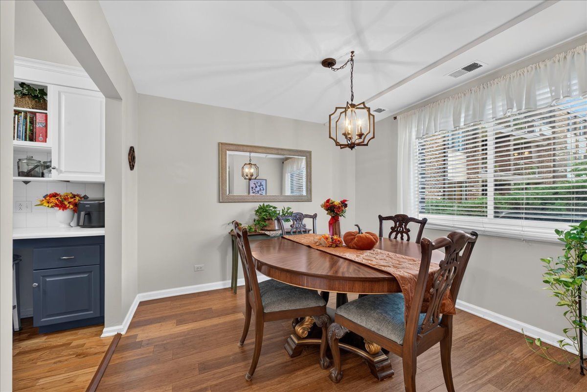 460 Raintree Ct #1H, Glen Ellyn, IL 60137 — photo 7