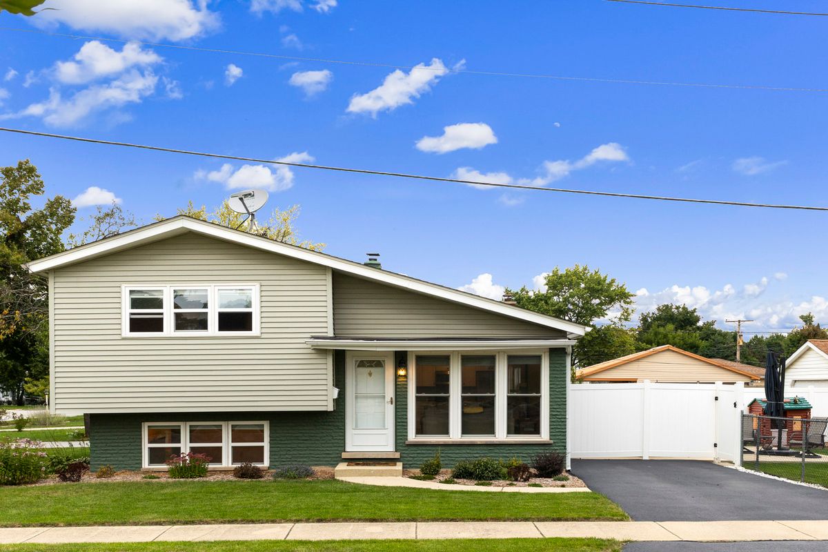 501 N Main St, Lombard, IL 60148