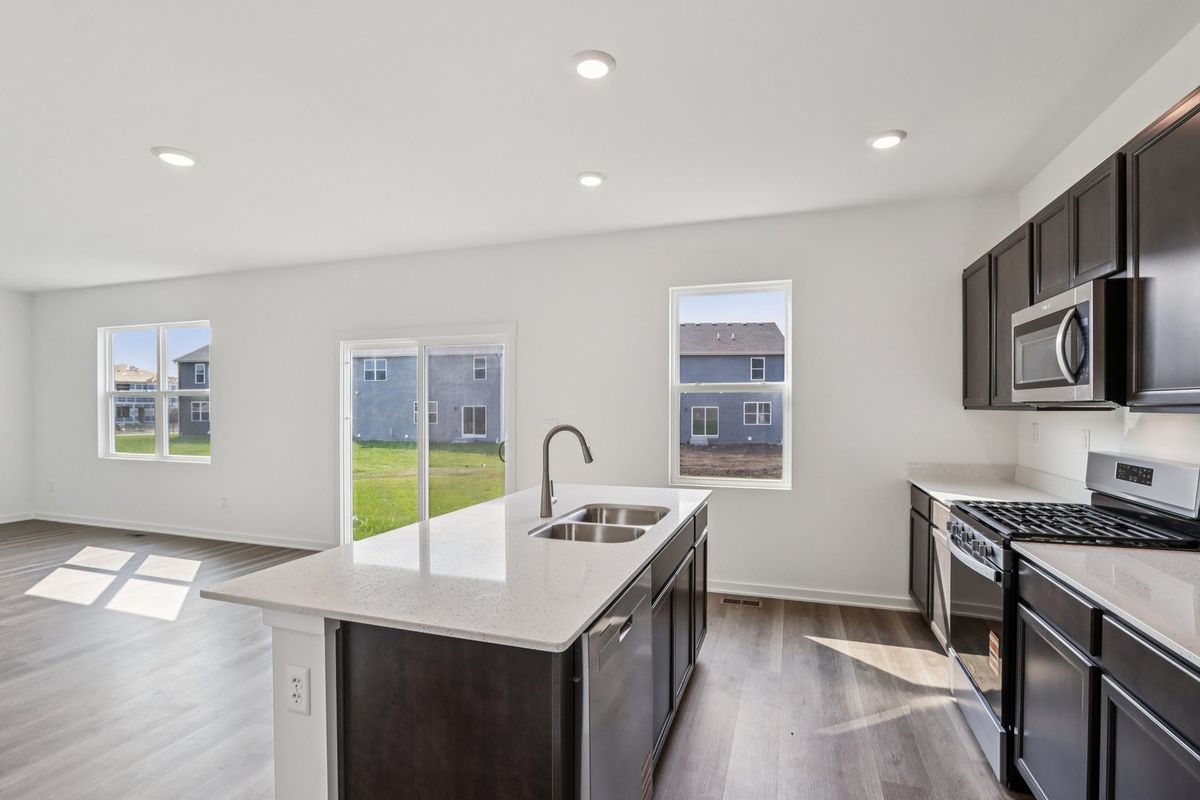 13630 S Carmel Blvd, Plainfield, IL 60544 — photo 2