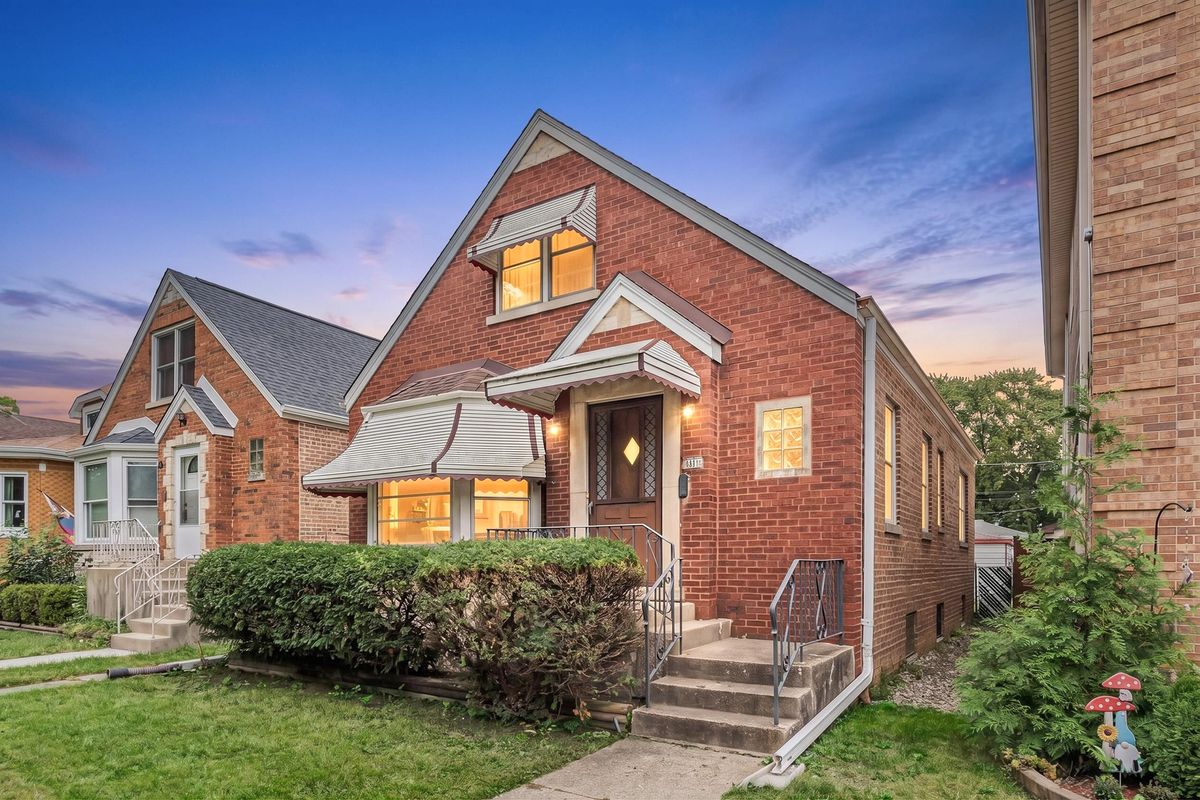 5219 N Marmora Ave, Chicago, IL 60630 — photo 4