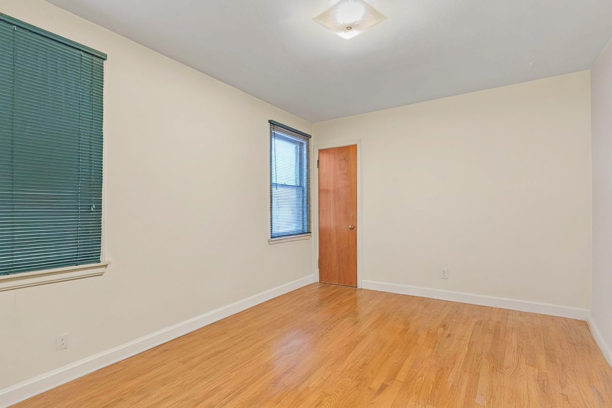 5219 N Marmora Ave, Chicago, IL 60630 — photo 7