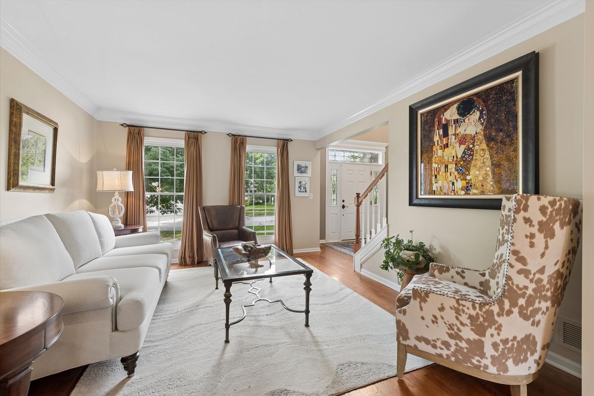 1928 Clyde Dr, Naperville, IL 60565 — photo 8