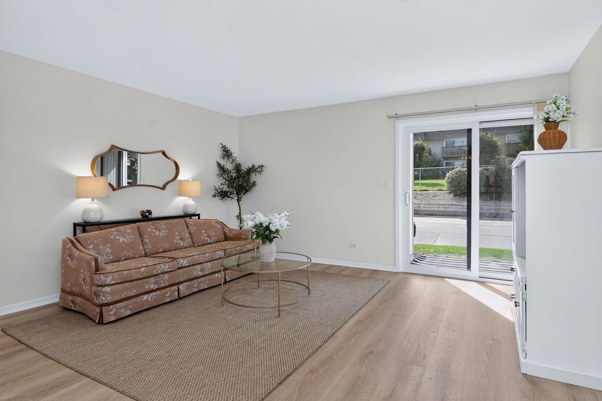 7353 Blackburn Ave #K106, Downers Grove, IL 60516 — photo 6