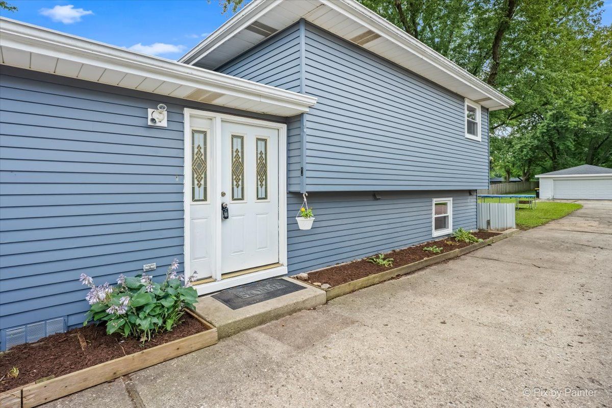 1n542 Goodrich Ave, Glen Ellyn, IL 60137 — photo 2