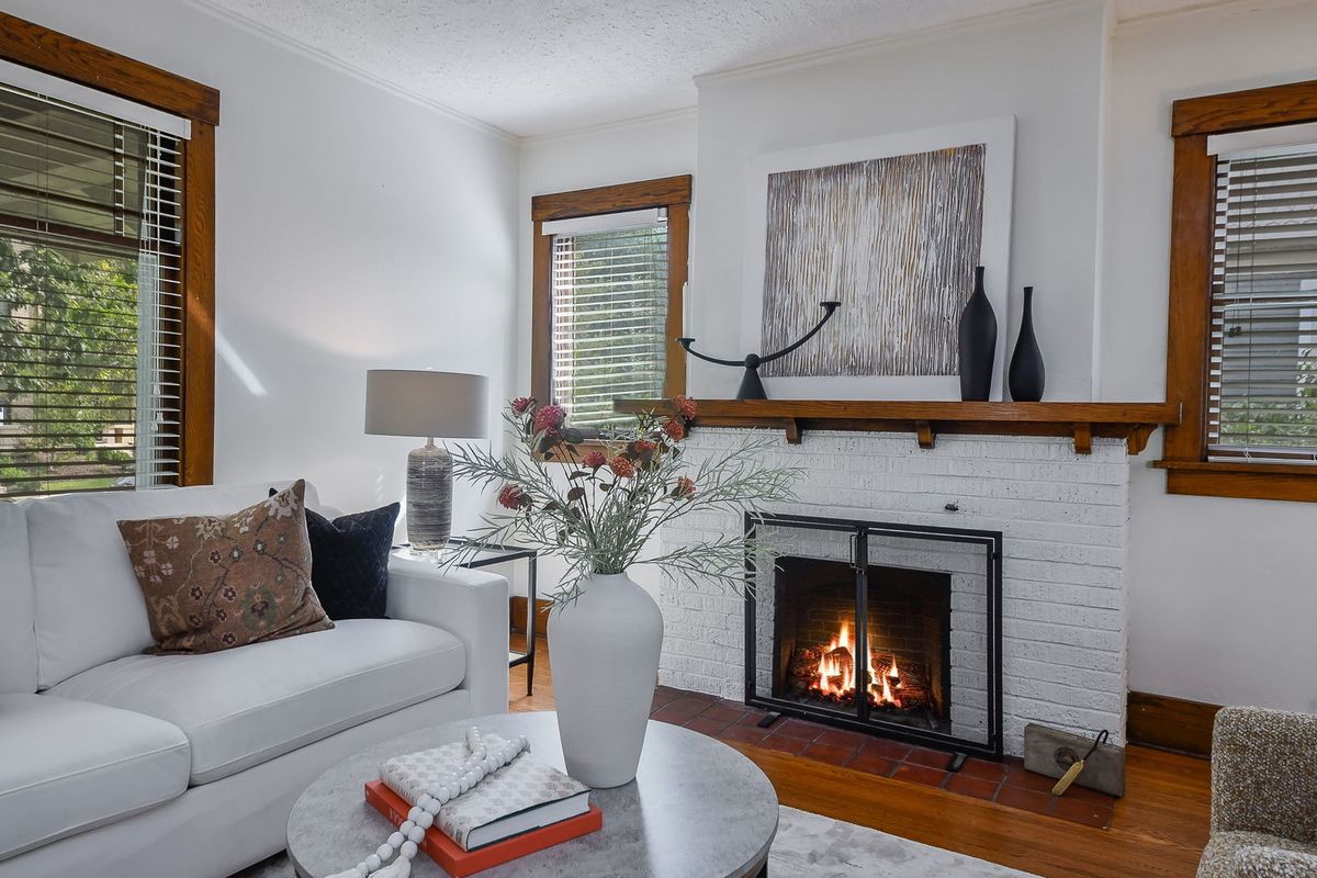 115 N Wright St, Naperville, IL 60540 — photo 3