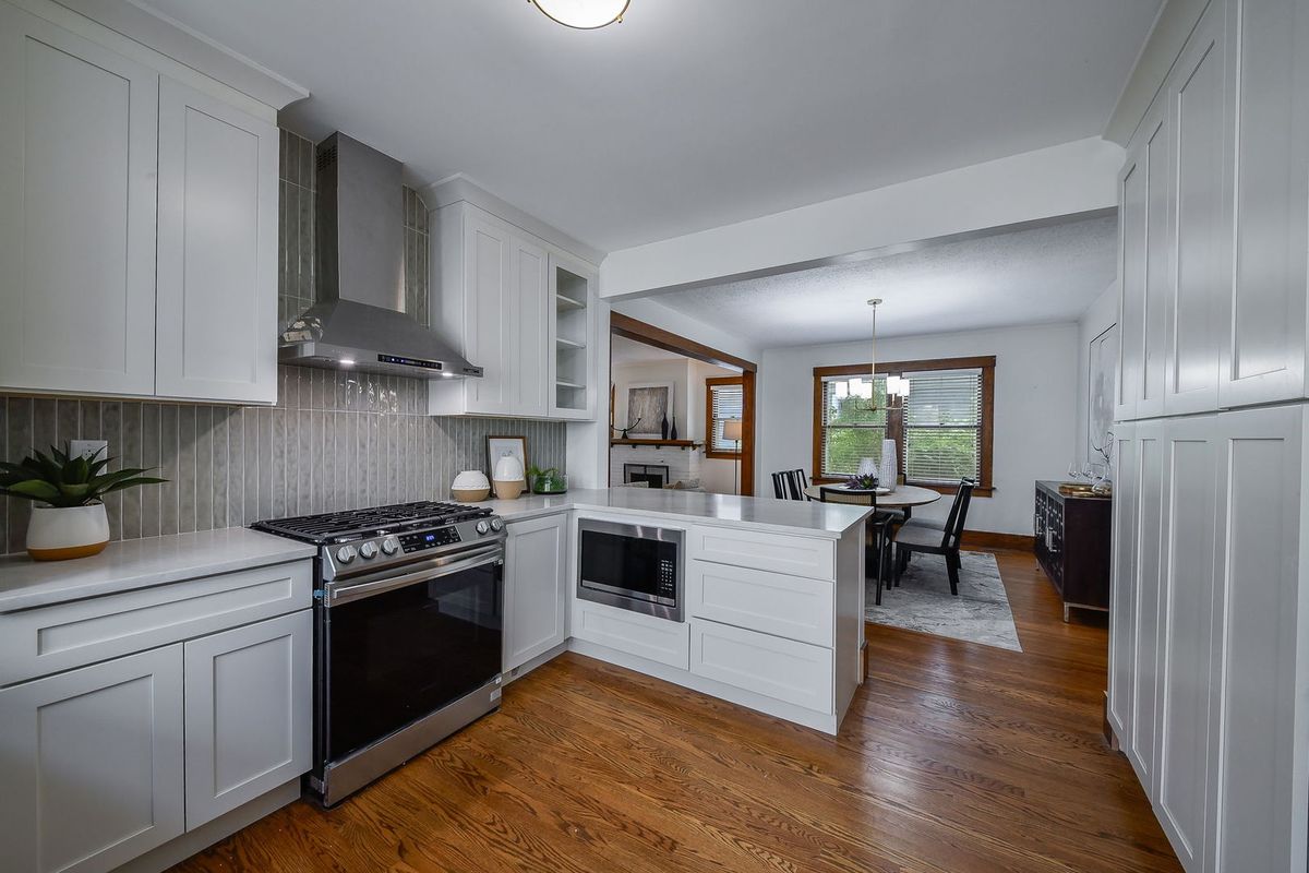 115 N Wright St, Naperville, IL 60540 — photo 6