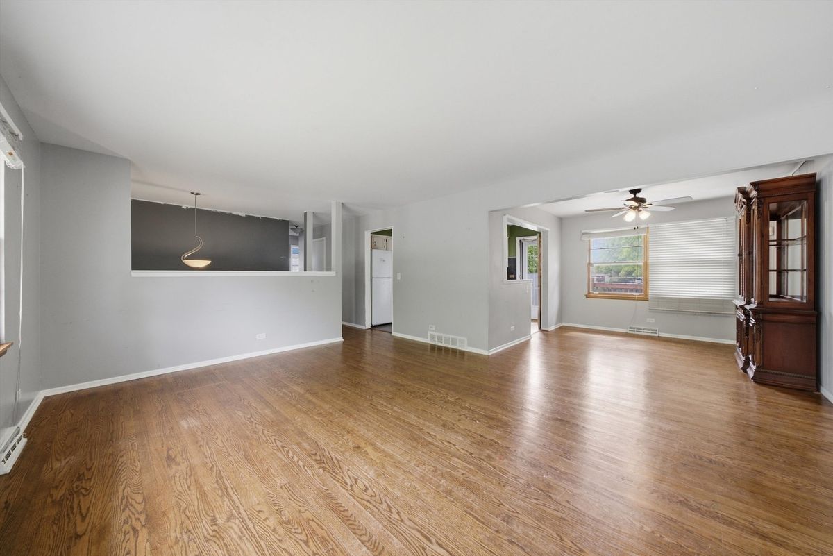217 E Central Ave, Lombard, IL 60148 — photo 3