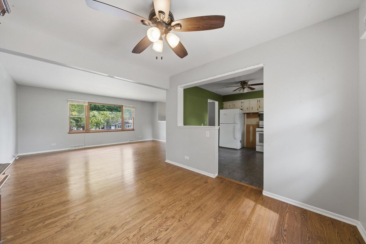 217 E Central Ave, Lombard, IL 60148 — photo 6
