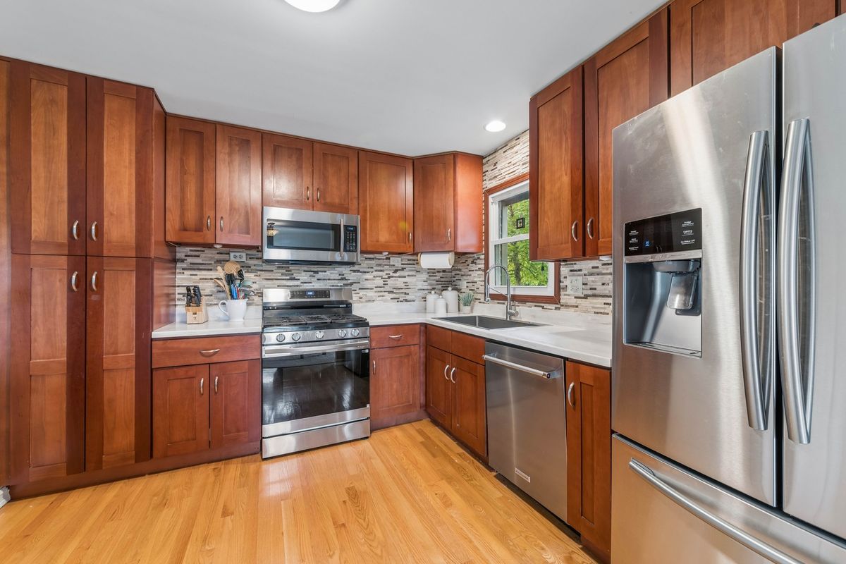 1501 E Elm St, Wheaton, IL 60189 — photo 4