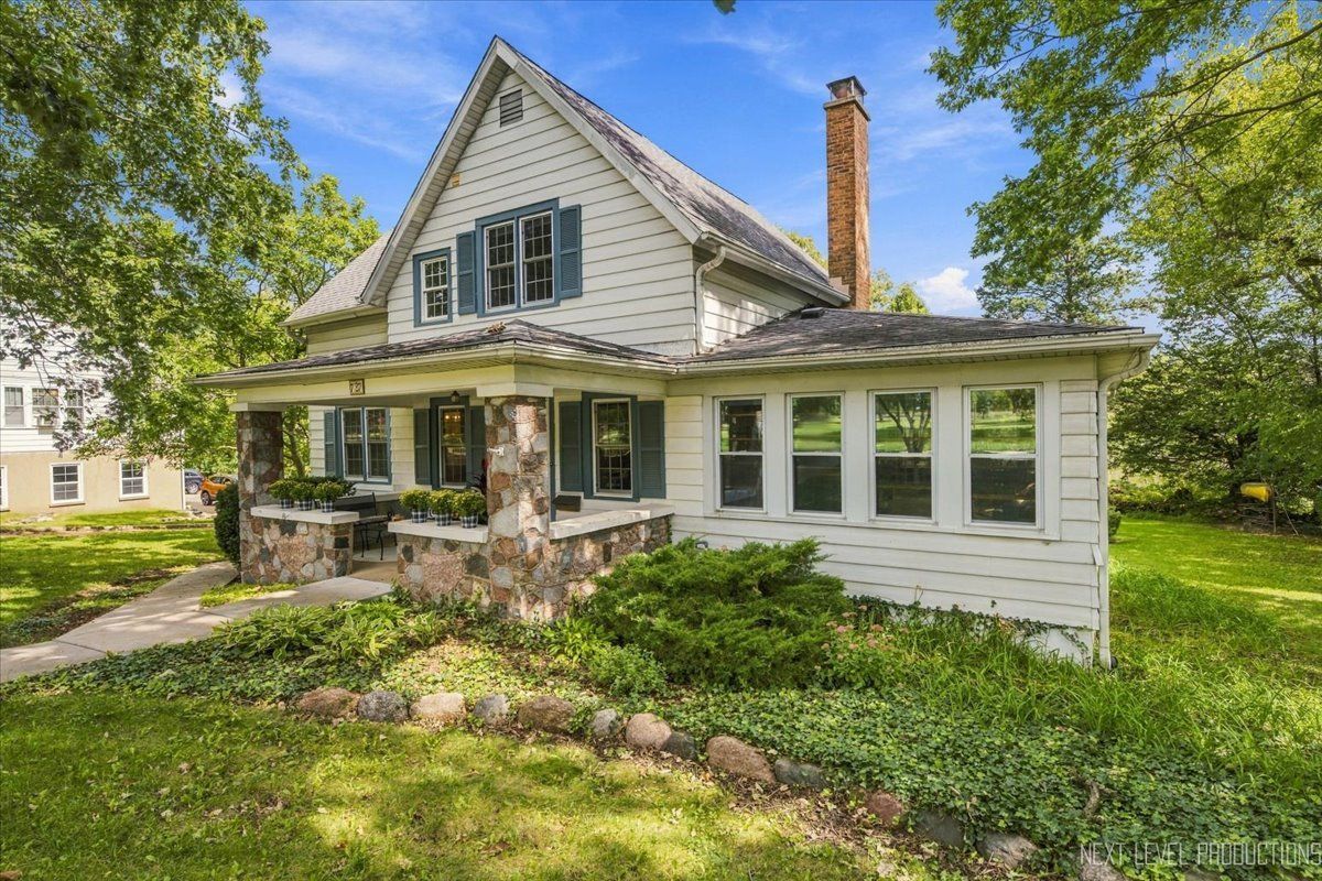 727 N First St, Geneva, IL 60134 — photo 2