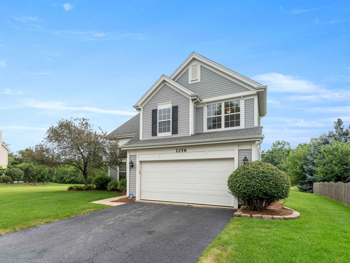 1256 Pennsbury Ln, Aurora, IL 60502 — photo 2
