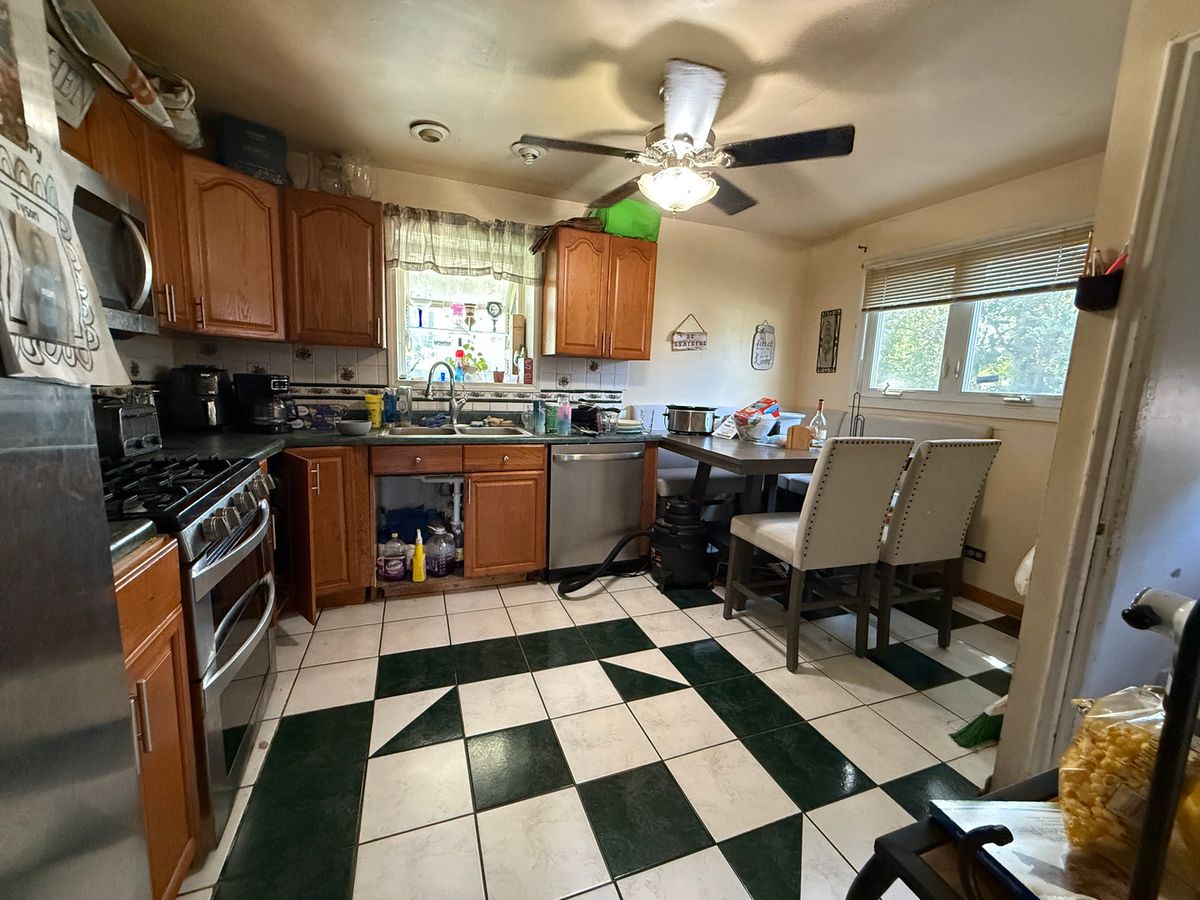 357 Serena Dr, Chicago Heights, IL 60411 — photo 6