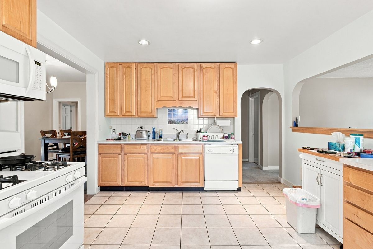 792 N Kenilworth Ave, Elmhurst, IL 60126 — photo 6