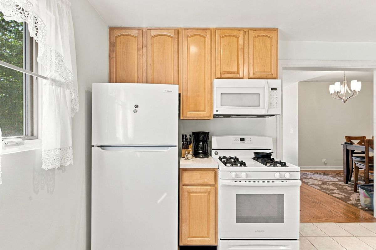 792 N Kenilworth Ave, Elmhurst, IL 60126 — photo 8