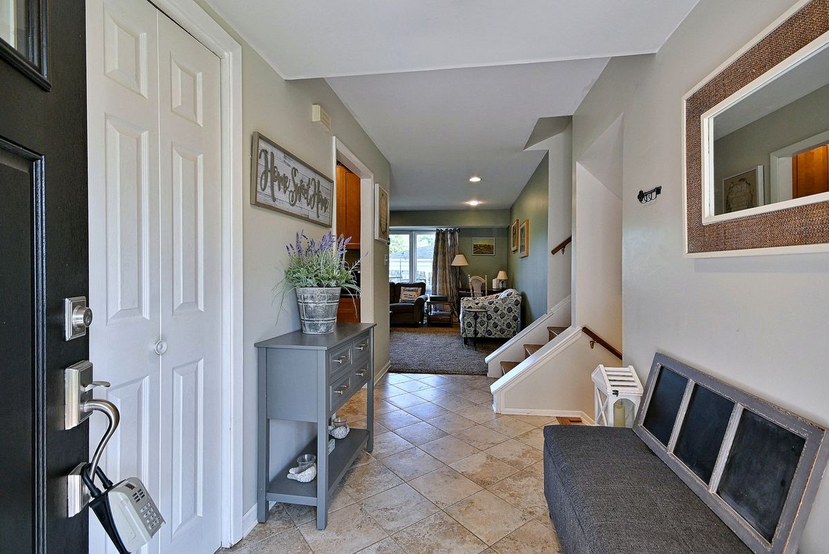 20w581 Glen Ct, Lombard, IL 60148 — photo 4