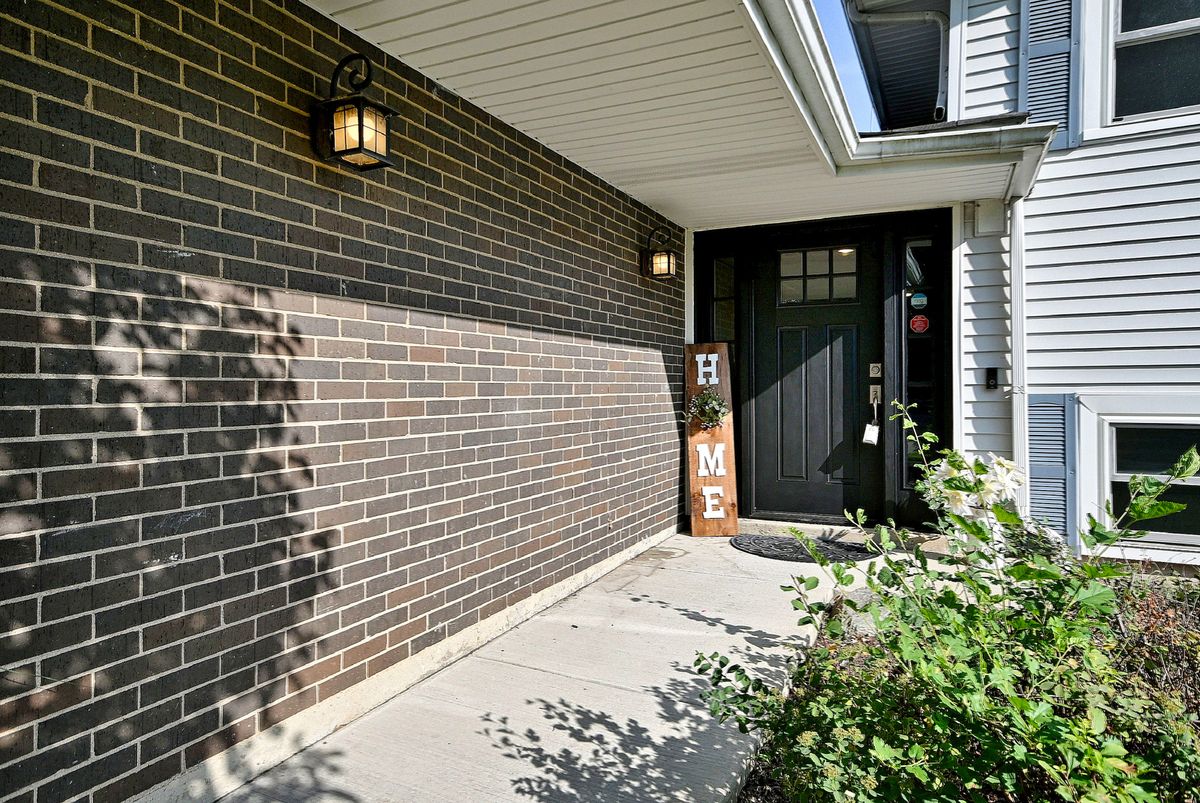 20w581 Glen Ct, Lombard, IL 60148 — photo 3