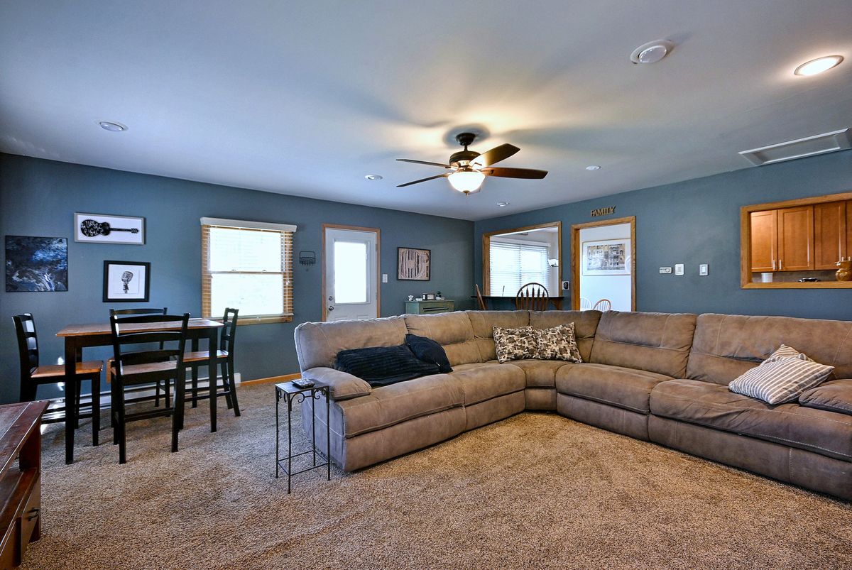 20w581 Glen Ct, Lombard, IL 60148 — photo 7