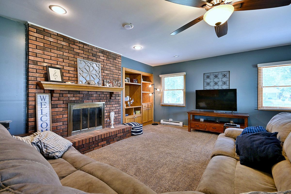 20w581 Glen Ct, Lombard, IL 60148 — photo 8