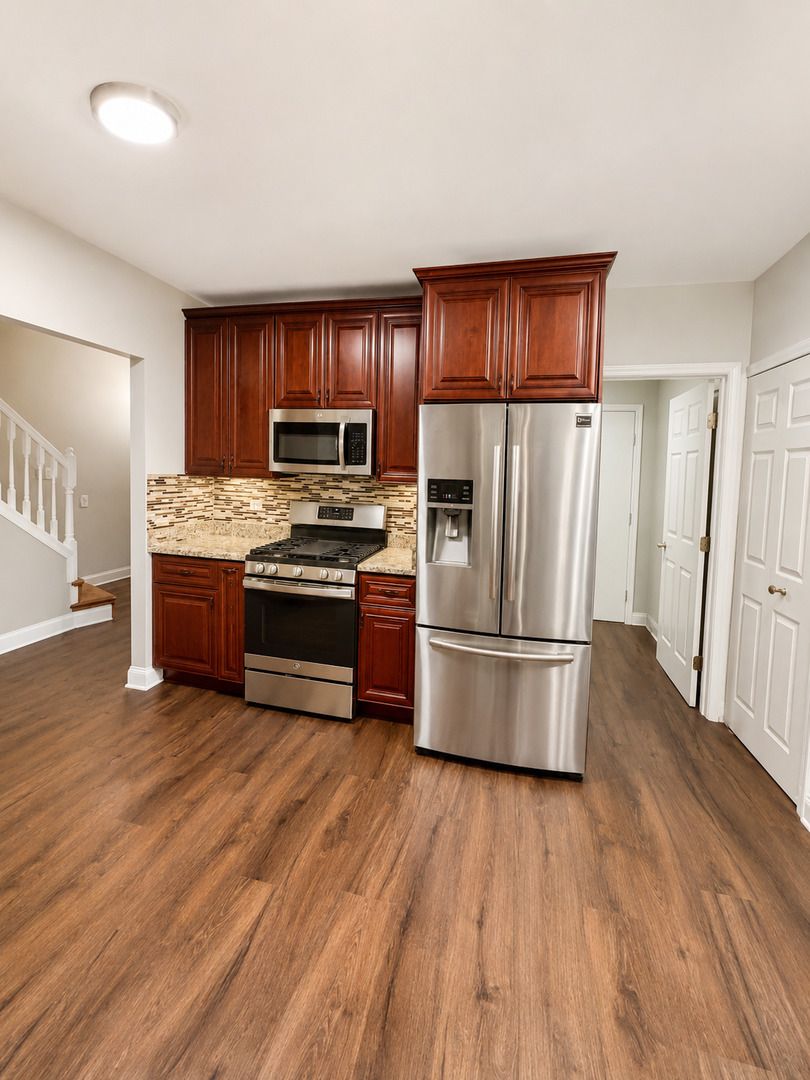 5128 Tomcin Trl, Oak Lawn, IL 60453 — photo 5