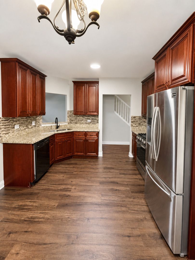 5128 Tomcin Trl, Oak Lawn, IL 60453 — photo 4
