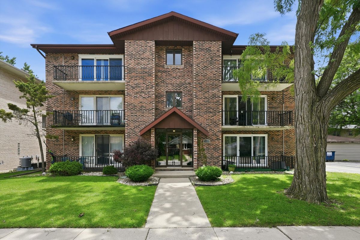 9535 S 54th Ave #3N, Oak Lawn, IL 60453