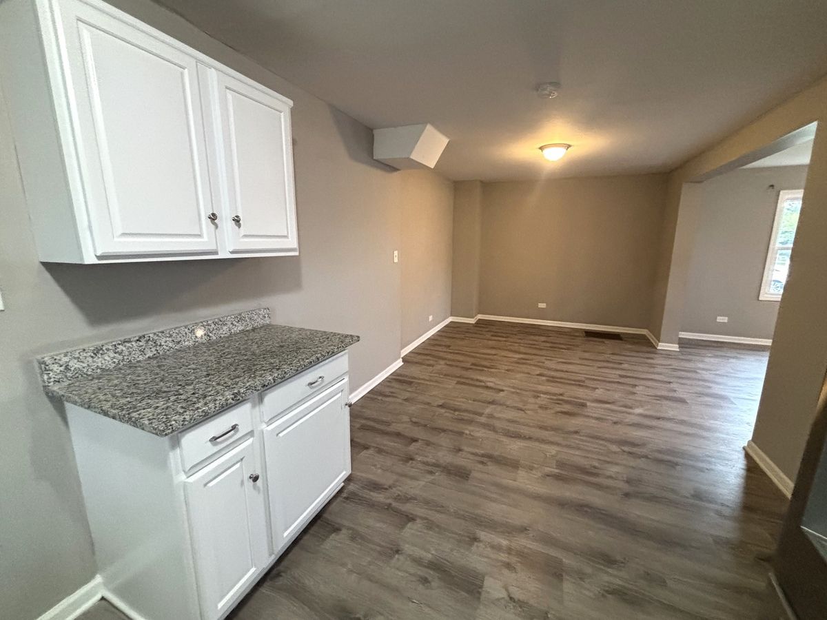 2276 Manchester Rd, Wheaton, IL 60187 — photo 5