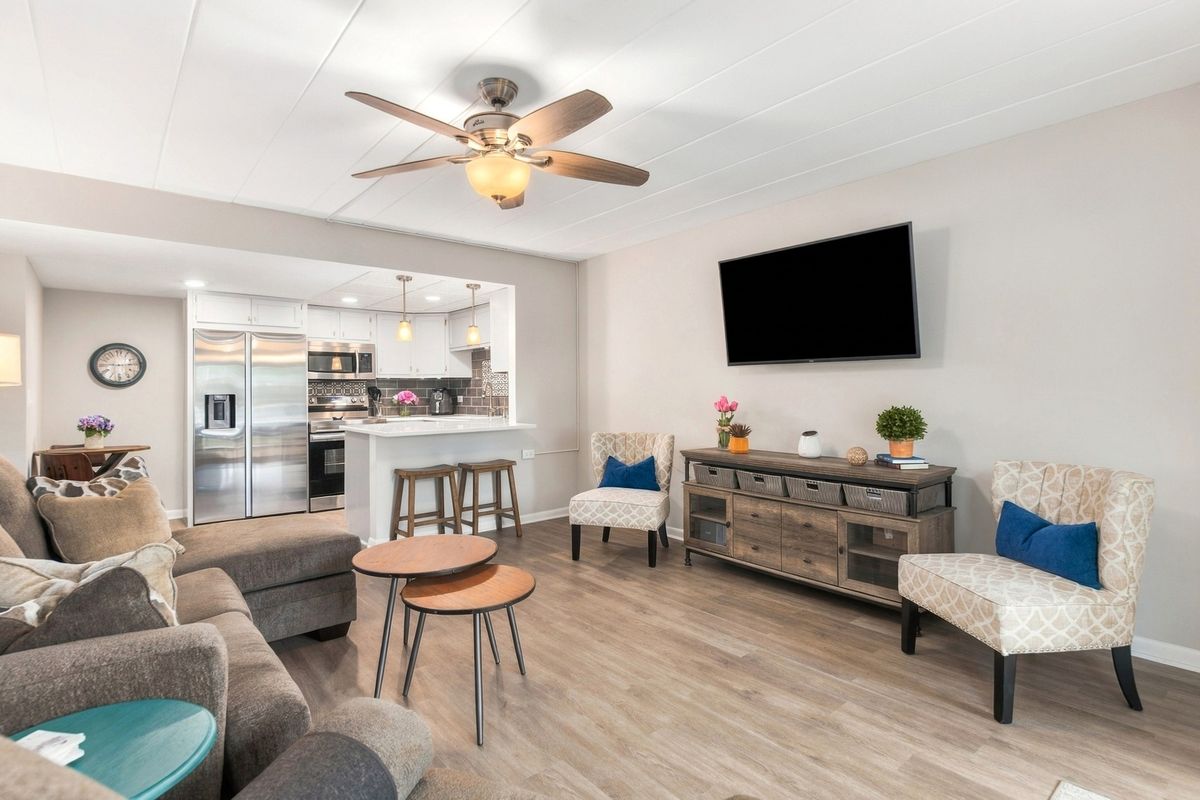 5300 Walnut Ave #17A, Downers Grove, IL 60515 — photo 5