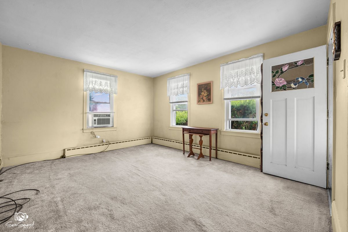 119 E 17th St, Lockport, IL 60441 — photo 5