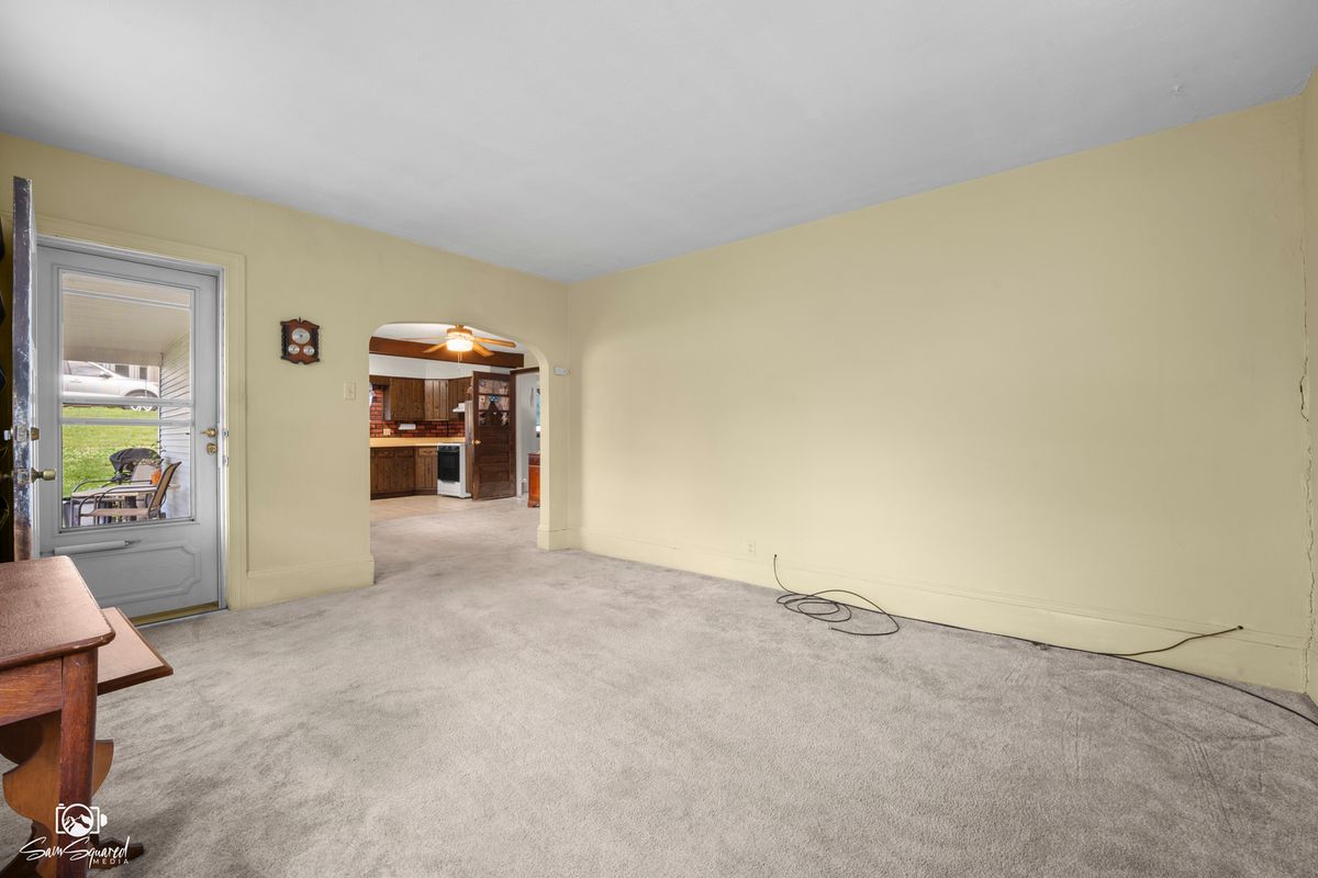 119 E 17th St, Lockport, IL 60441 — photo 6