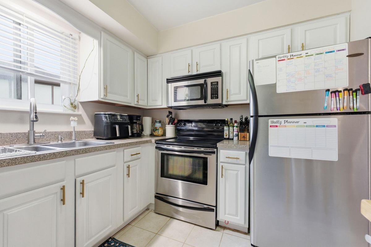 18001 Oak Park Ave #C, Tinley Park, IL 60477 — photo 8