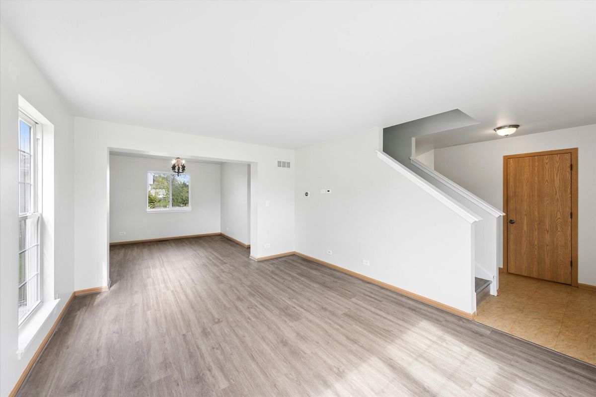 7805 Mossheather Dr, Joliet, IL 60431 — photo 3