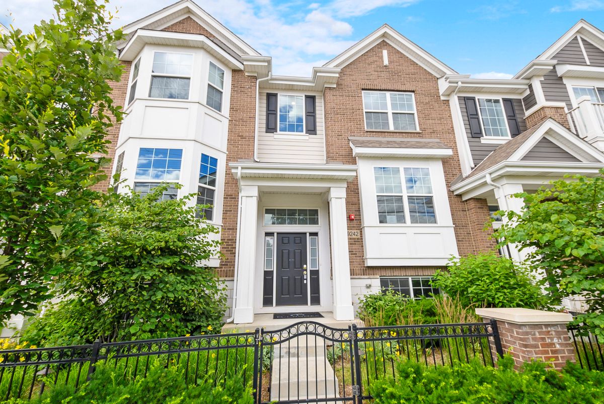 9242 143rd St, Orland Park, IL 60462 — photo 2