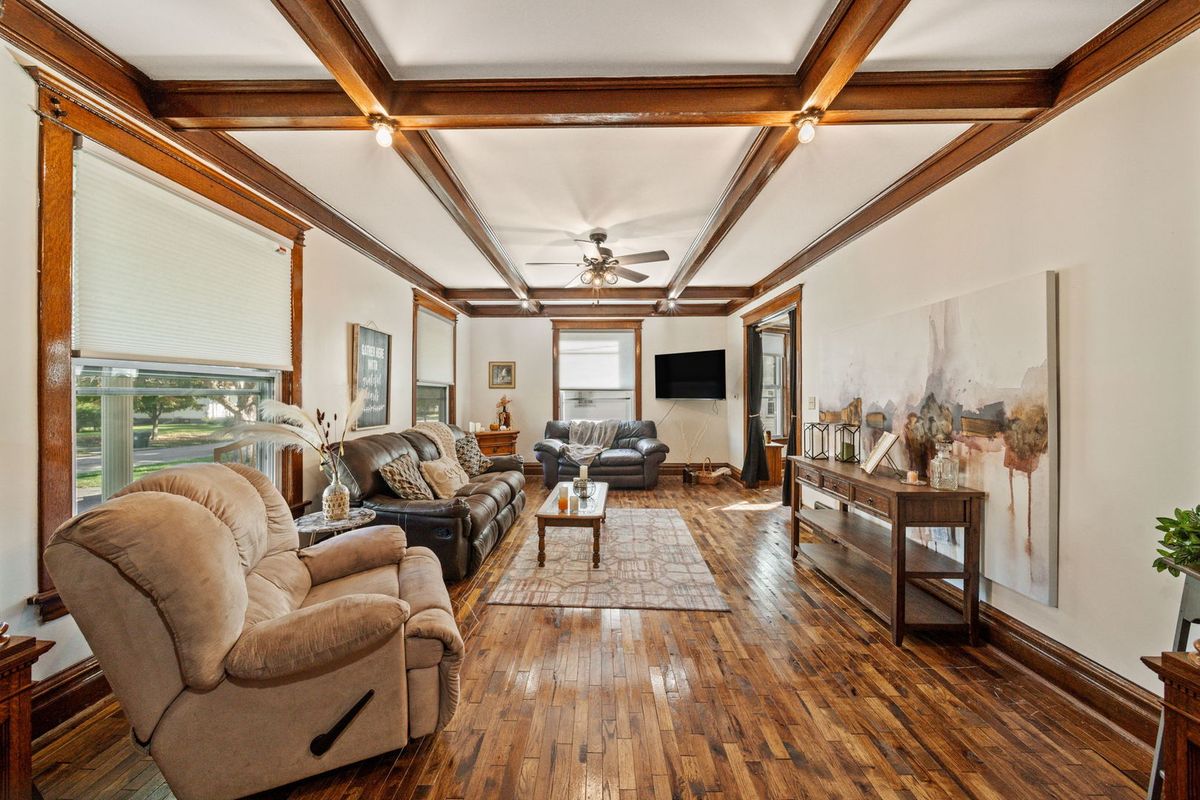 1107 6th St, Mendota, IL 61342 — photo 6