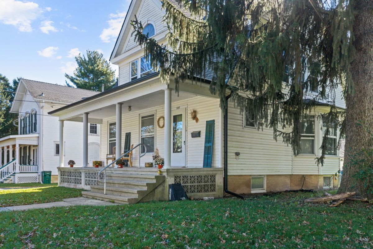 1107 6th St, Mendota, IL 61342 — photo 4