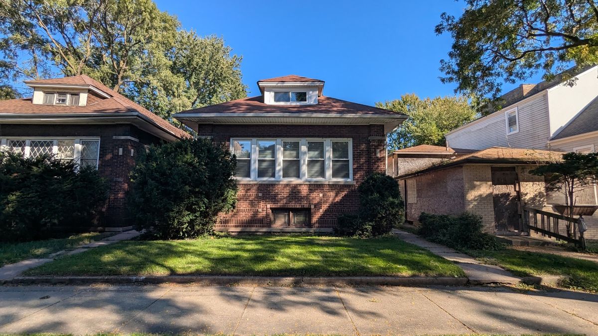 7923 S Manistee Ave, Chicago, IL 60617