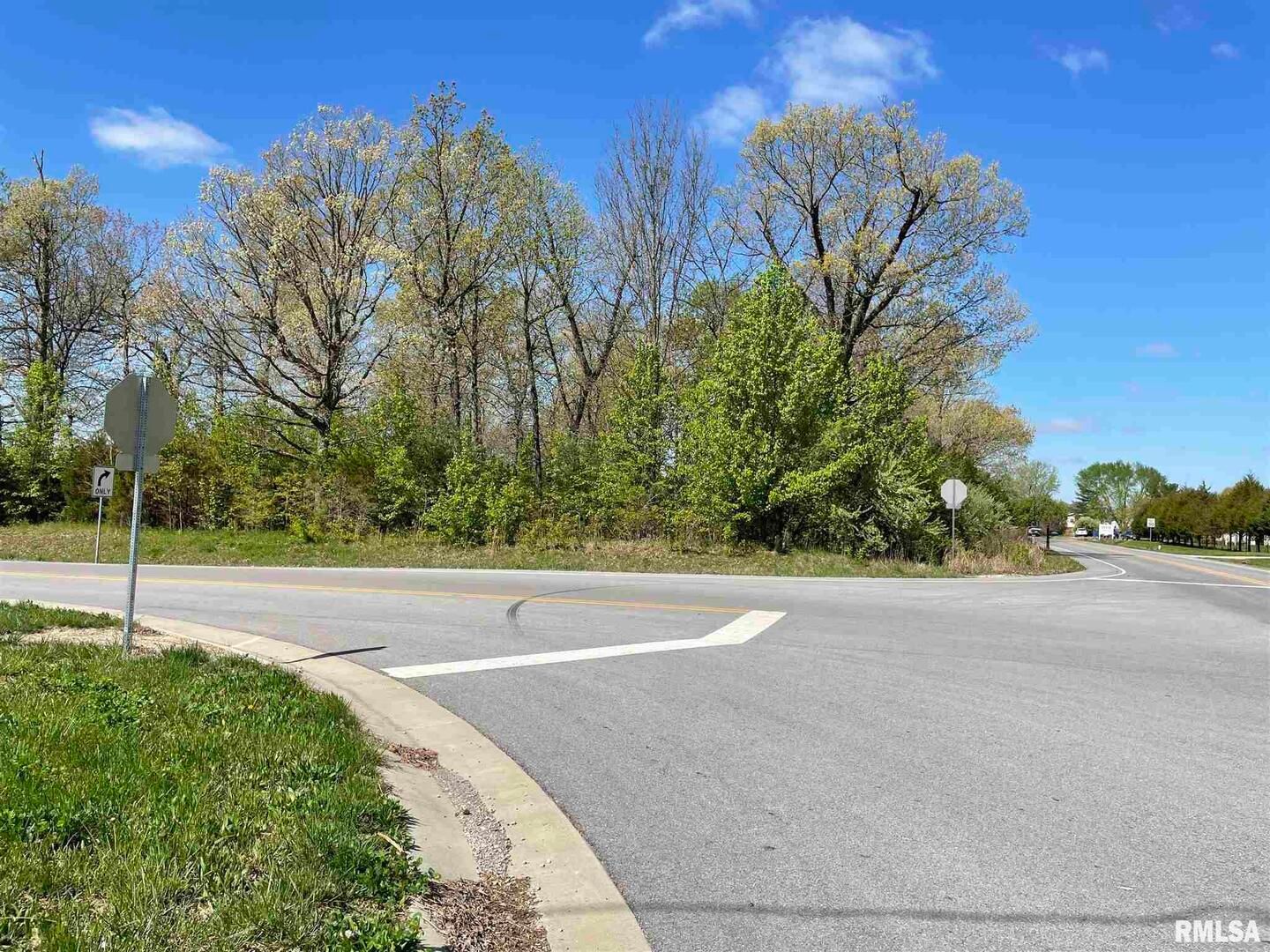 10311 FLEMING Road — Carterville, IL 62918