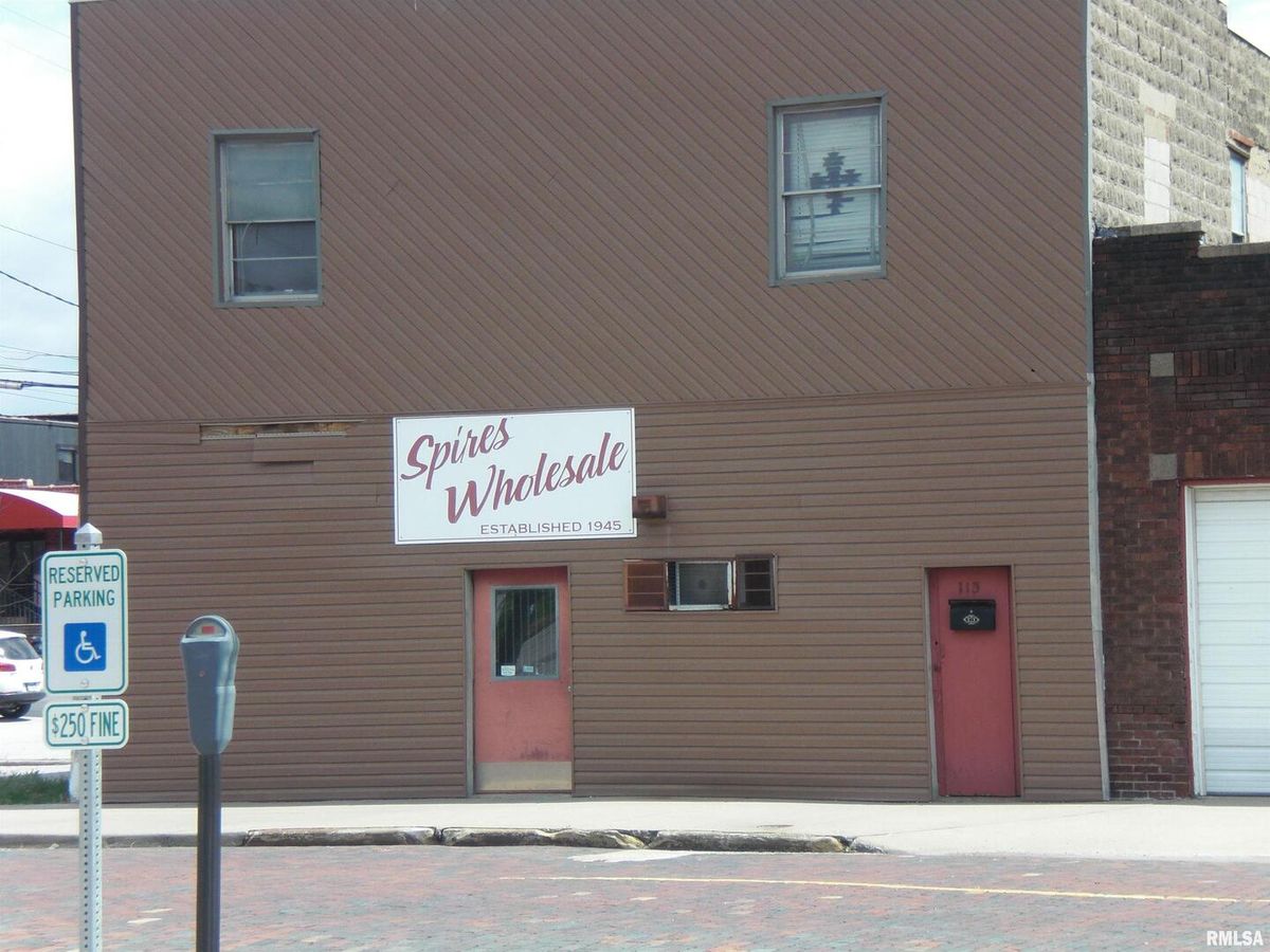 113 Washington St Street, Carbondale, IL 62901