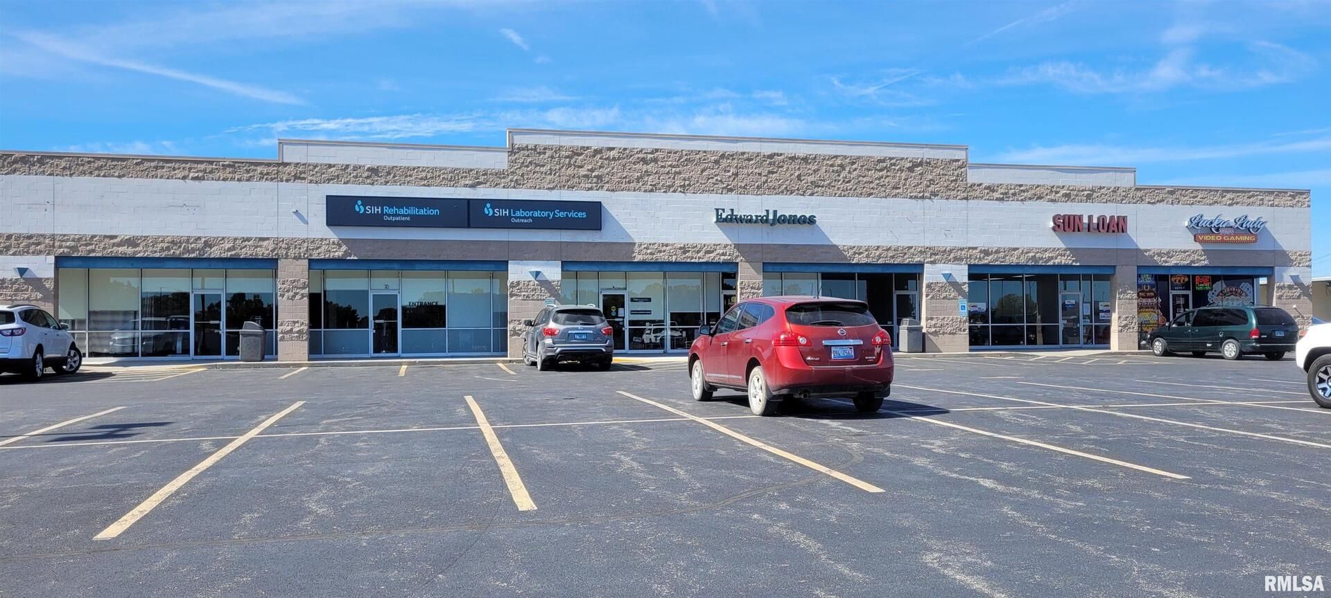 1000 Leigh Avenue — Anna, IL 62906