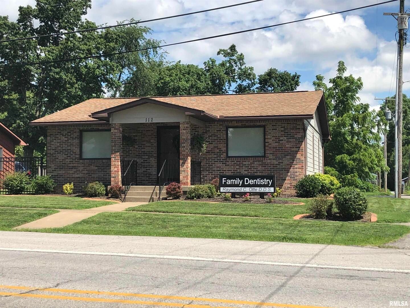 112 W MAIN Street — Goreville, IL 62939