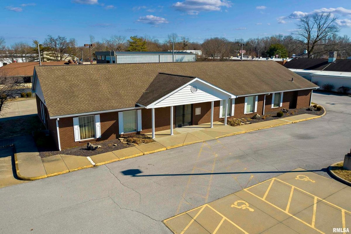 601 MAIN Street, Carbondale, IL 62901