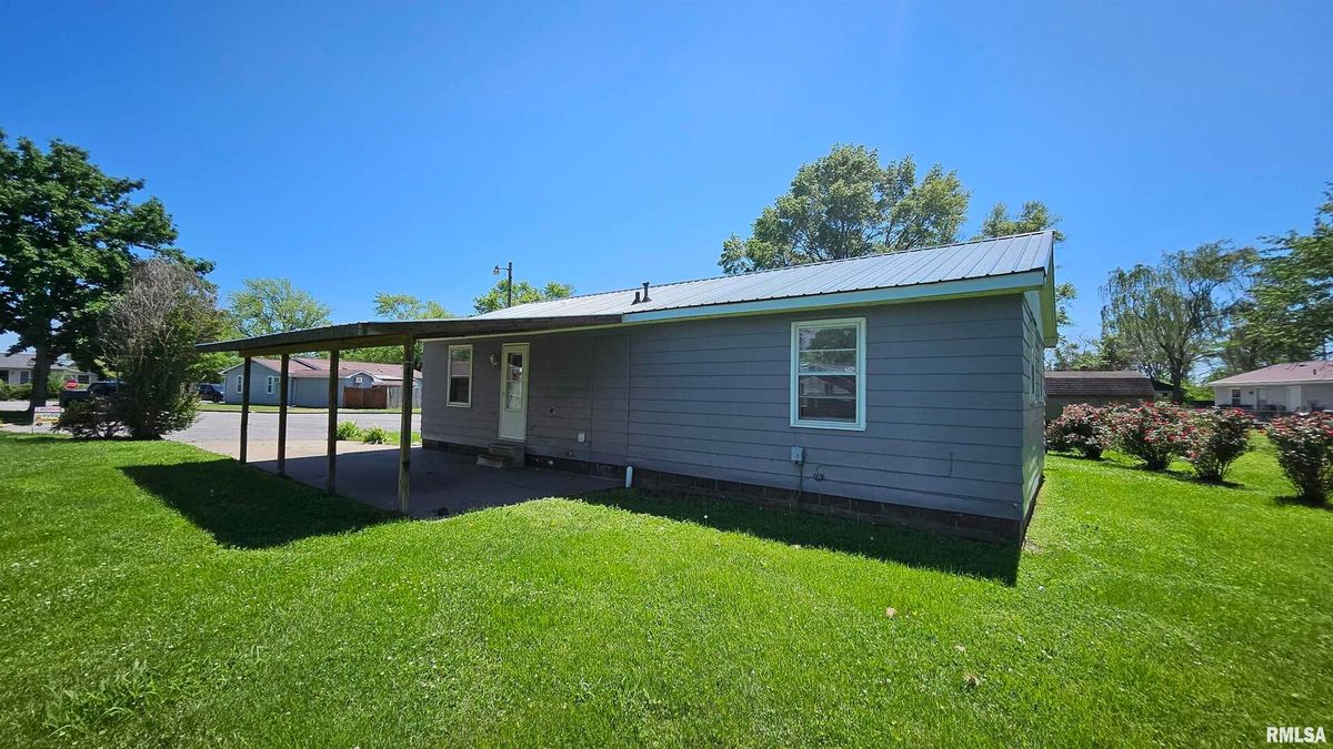 85 Yakima Circle, Mcclure, IL 62957