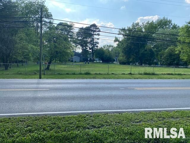 201 Rowatt Street — Cambria, IL 62958