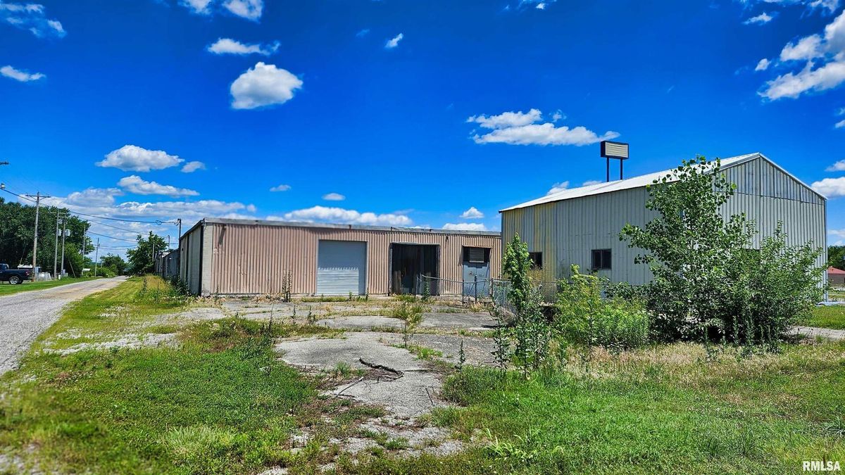 536 State Highway 146 Highway, Mcclure, IL 62957